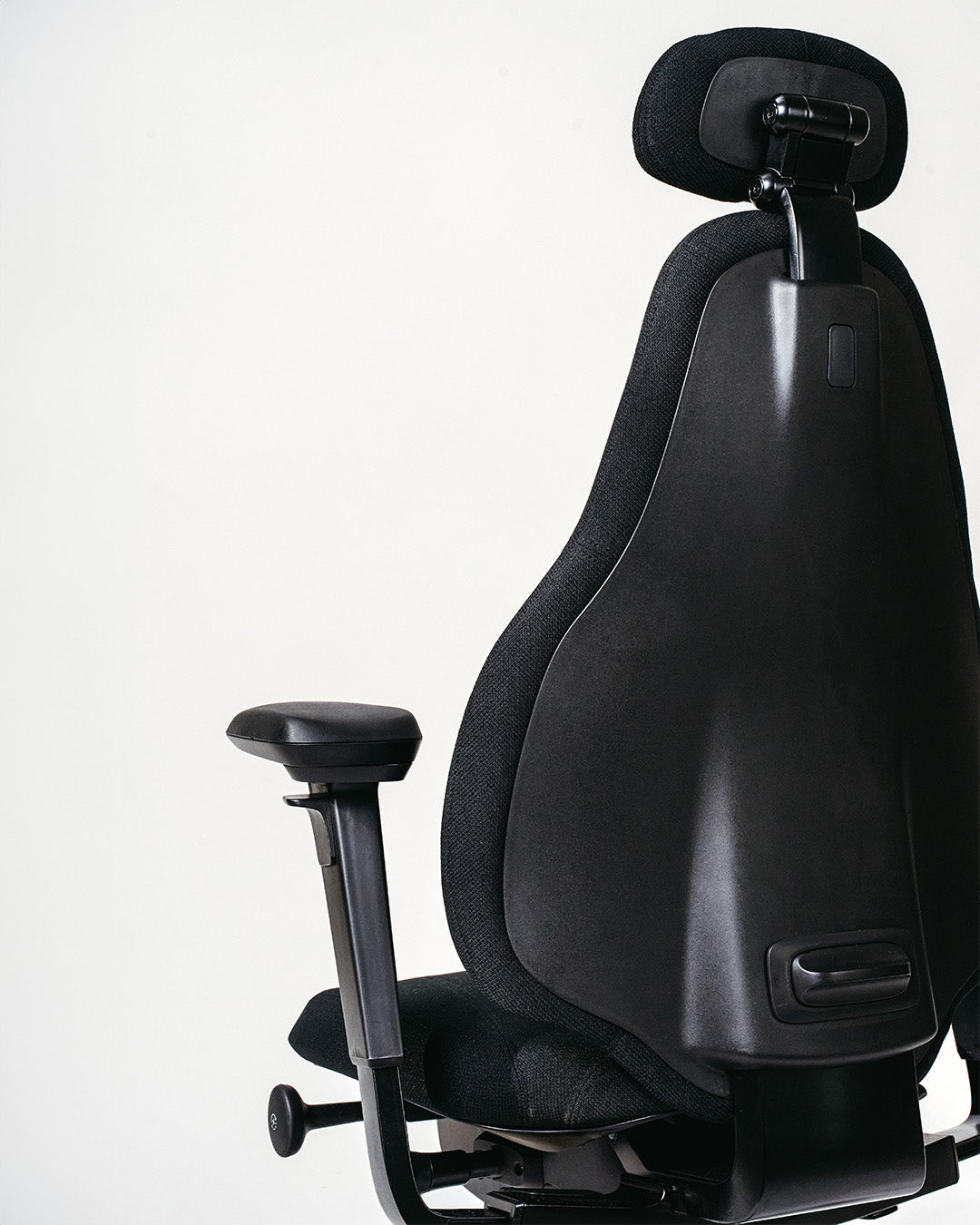 RH Mereo 220 - All Black Gaming